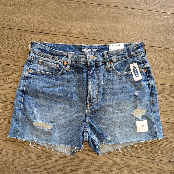 🔥Old Navy O.G. High Rise Cutoff Distressed Shorts - Picture 1 of 2